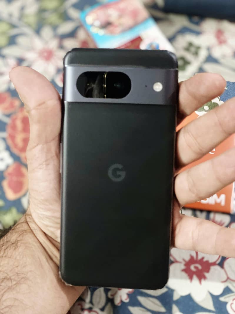 Google Pixel 8 1