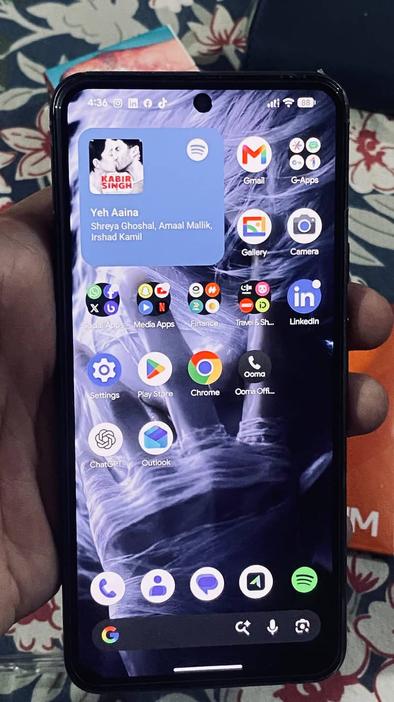 Google Pixel 8 3