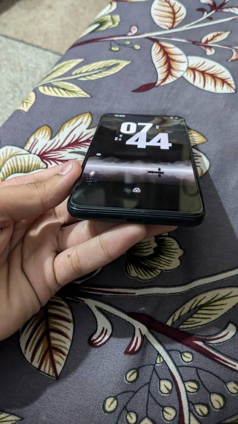 Google Pixel 5a 1