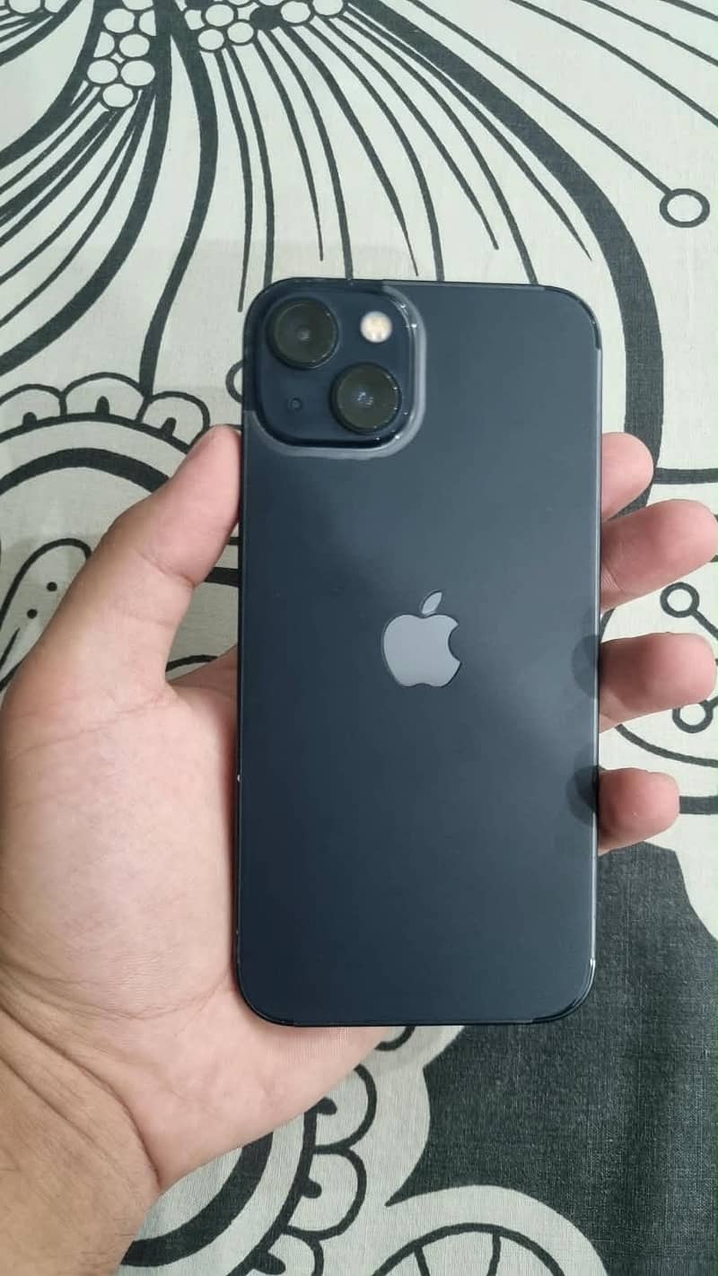 Apple iPhone 13 2