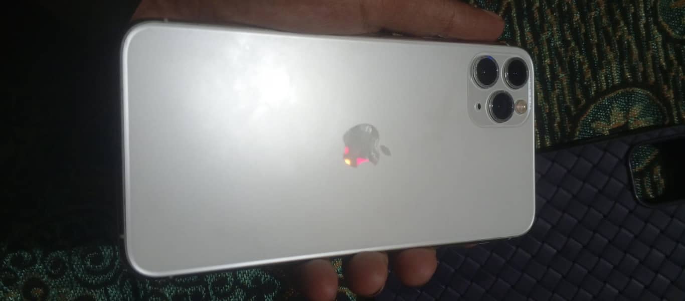 iPhone 11pro max 5
