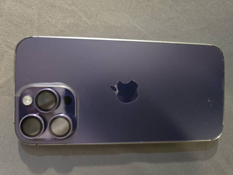 Apple iPhone 14 Pro Max 1
