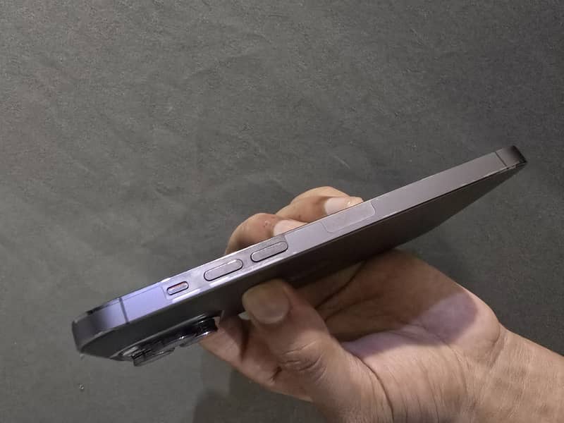 Apple iPhone 14 Pro Max 5