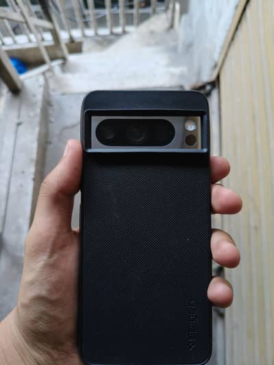 Google Pixel 8 Pro
