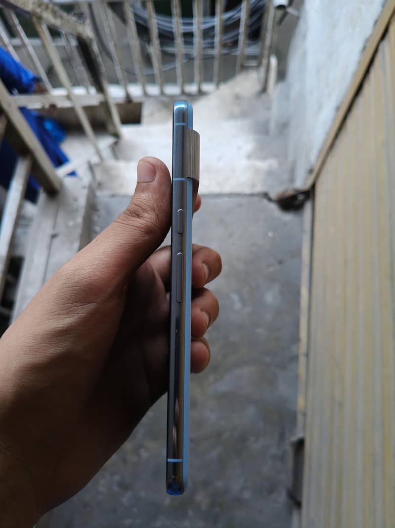 Google Pixel 8 Pro 4