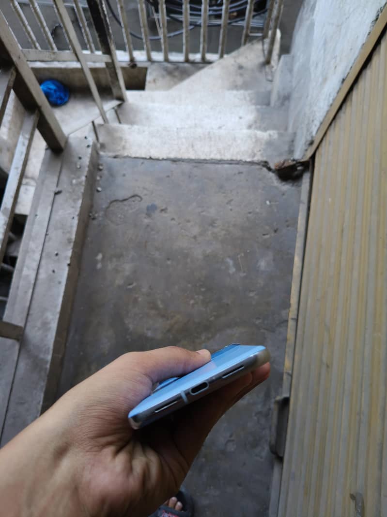 Google Pixel 8 Pro 7
