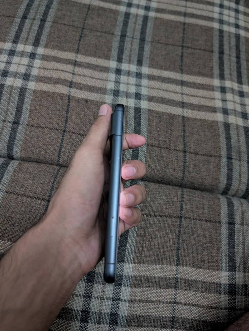 Google Pixel 8 3