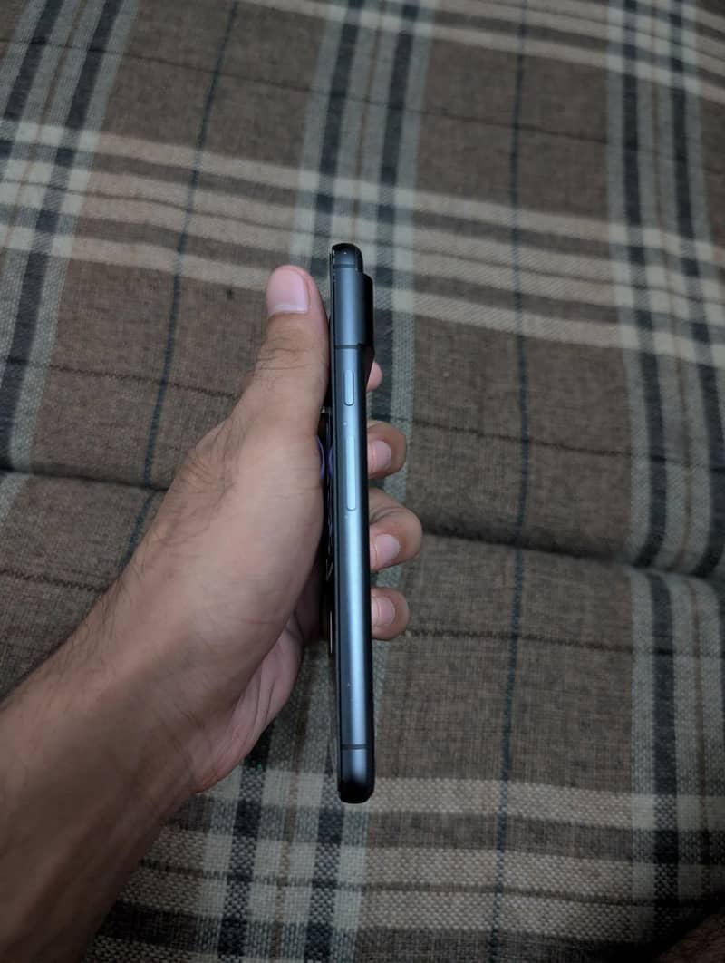 Google Pixel 8 5