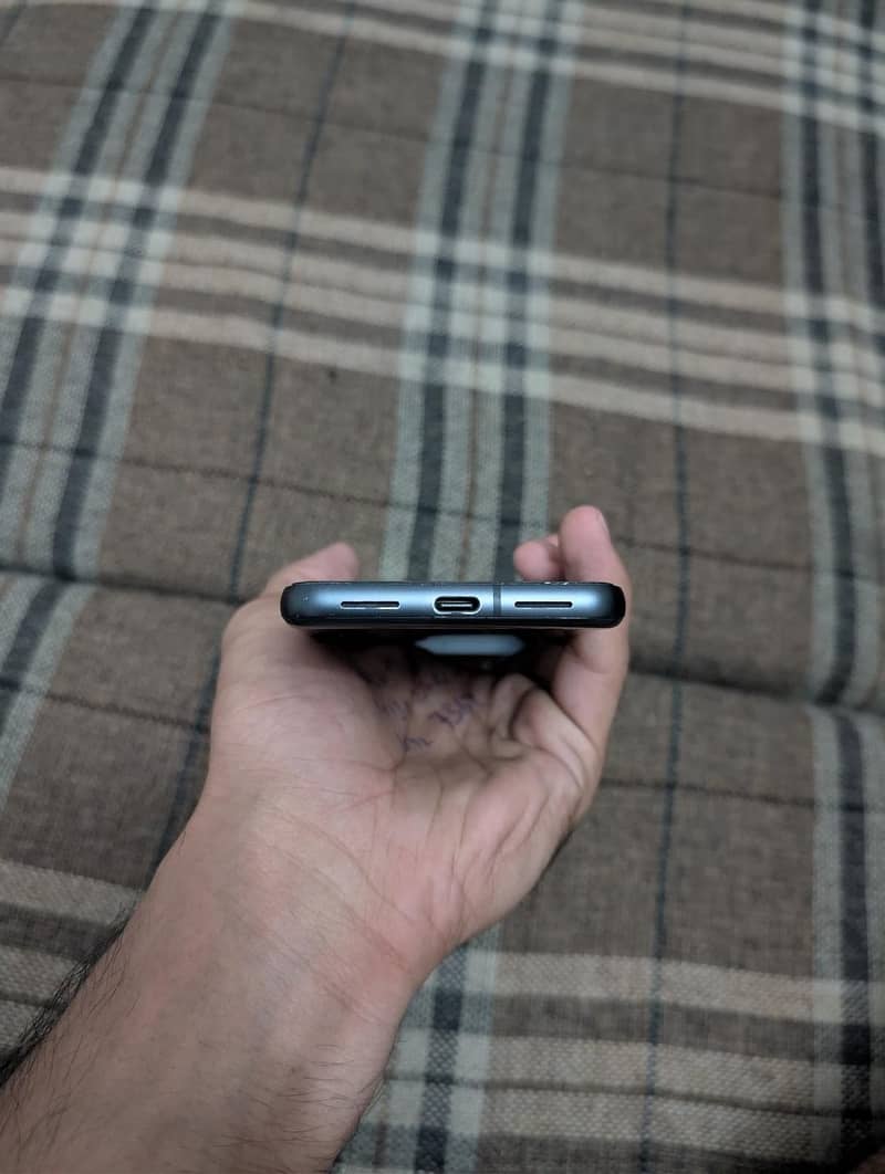 Google Pixel 8 1