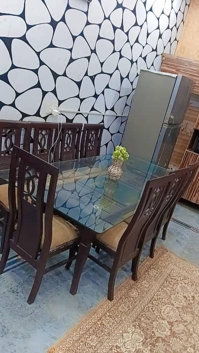 8 Seater Dining Table Set with Glass Top –  Condition (10/10)