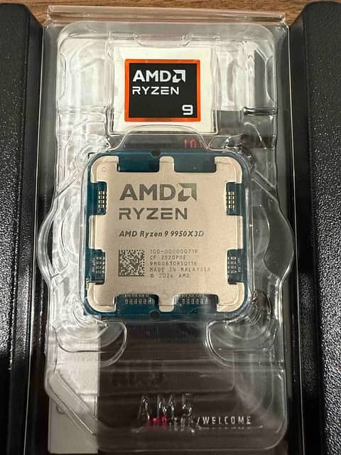 AMD Ryzen 9 9950X3D 16-Core Processor 3