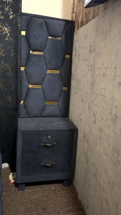 Bed set urgent sale