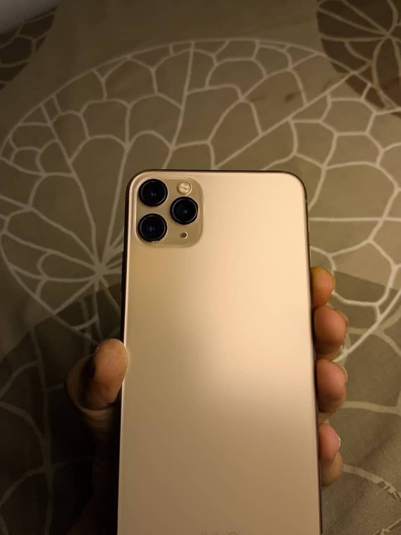 Apple iPhone 11 Pro Max 1