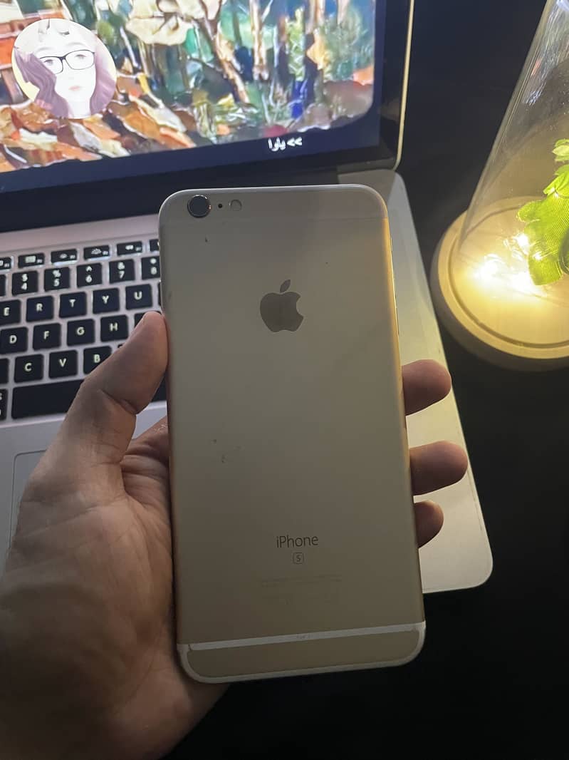 Apple iPhone 6S Plus 5