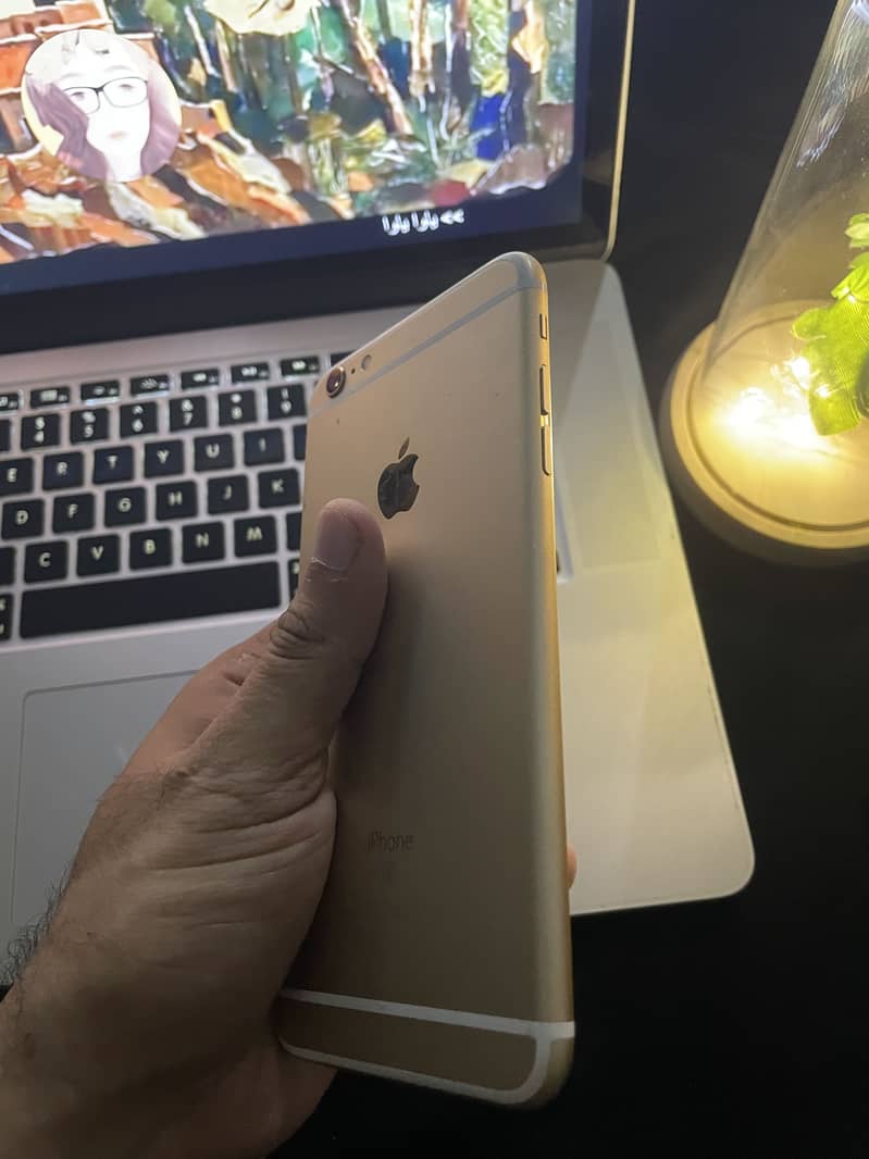 Apple iPhone 6S Plus 6