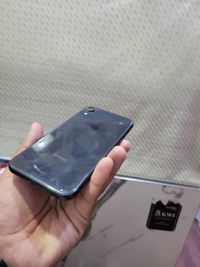 Apple iPhone XR