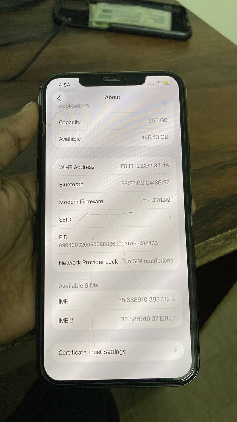 Apple iPhone 11 Pro Max 9