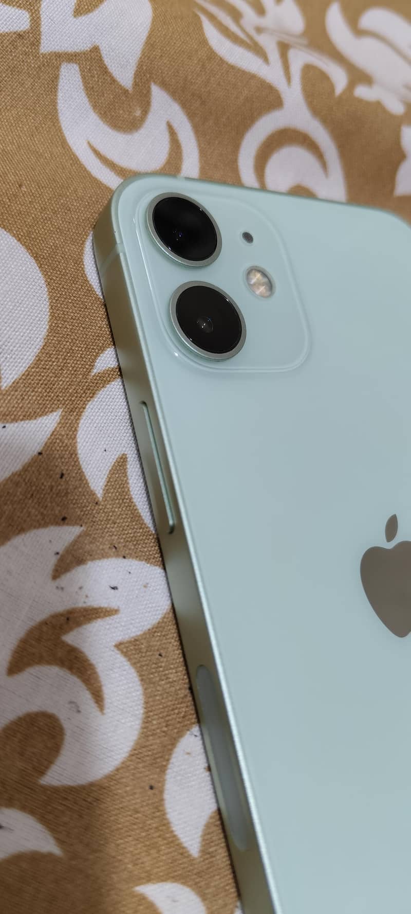 Apple iPhone 12 mini 2