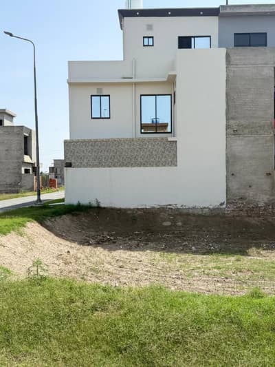 Prime Location 5 Marla Residential Plot In Lahore Is Available For Sale