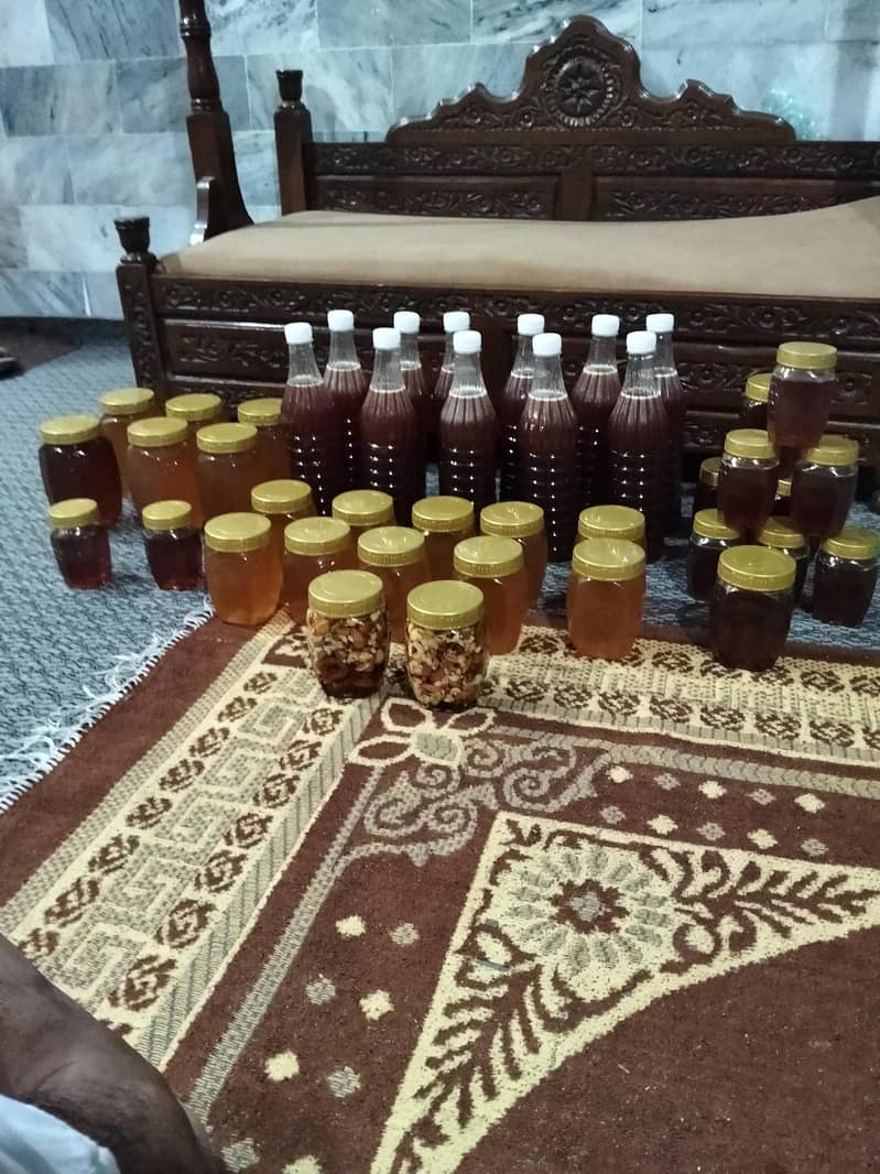 خالص قدرتی شہد اور ہنی نٹس  3