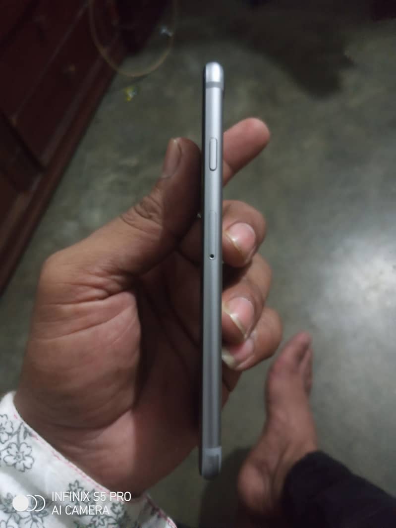 Apple iPhone 6 8