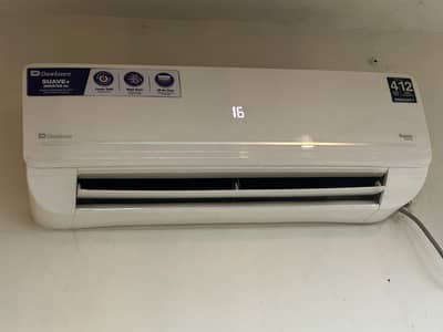 Dawlance Suave+ Inverter AC – 1 Season Used | 10/10 Condition