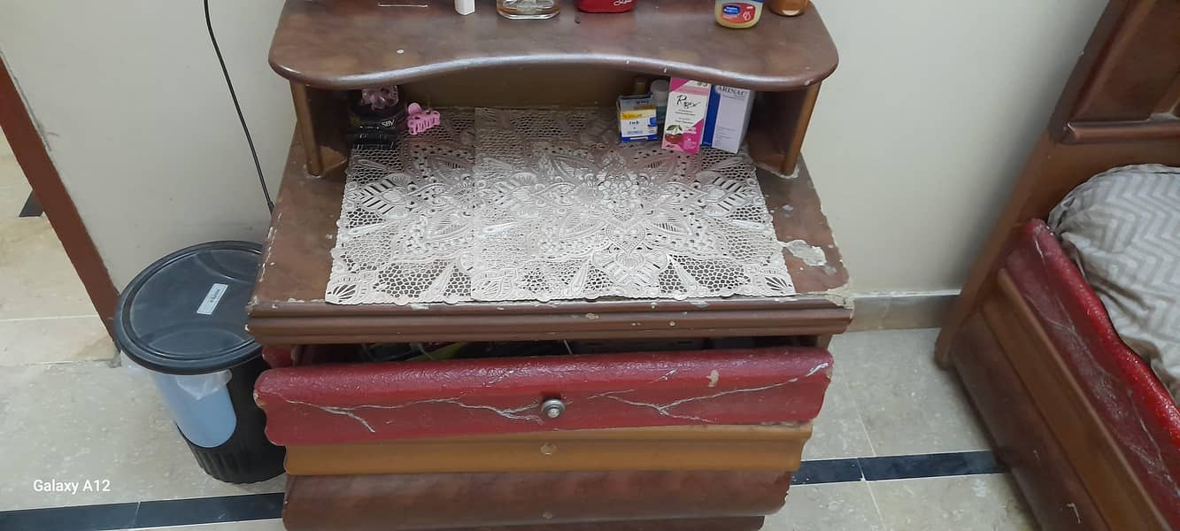 BED ROOM SET 3
