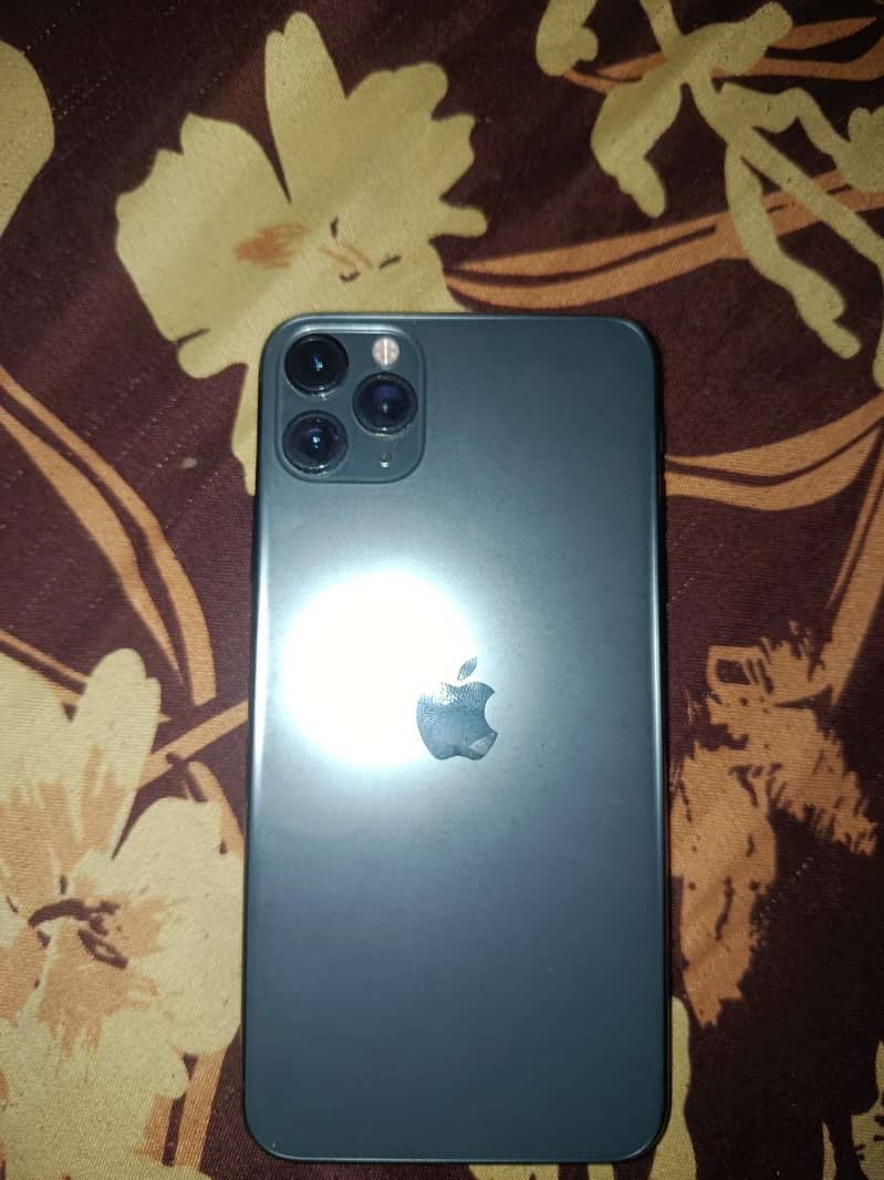 Apple iPhone 11 Pro Max 1
