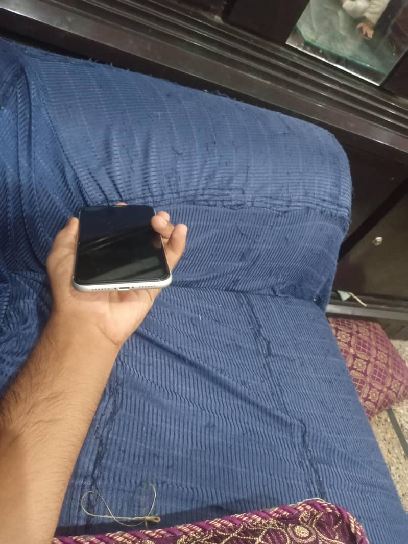 Apple iPhone 11 2