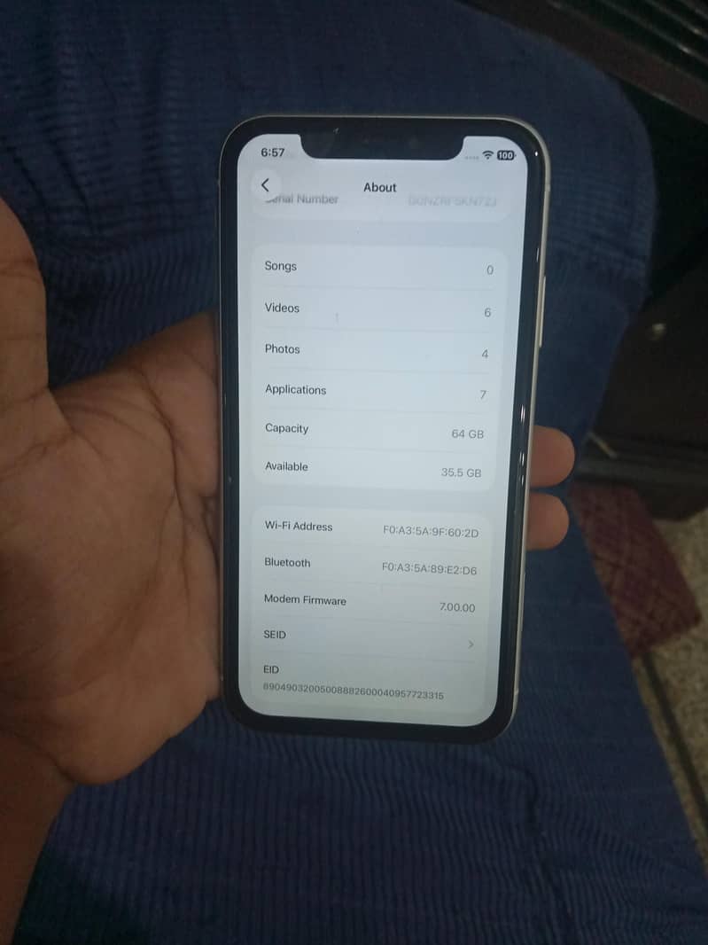 Apple iPhone 11 3