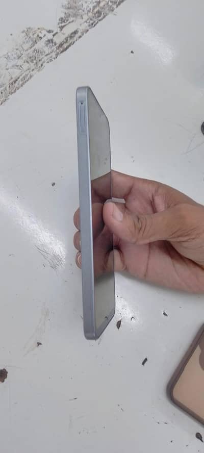 SUMSUNG GALAXY A17