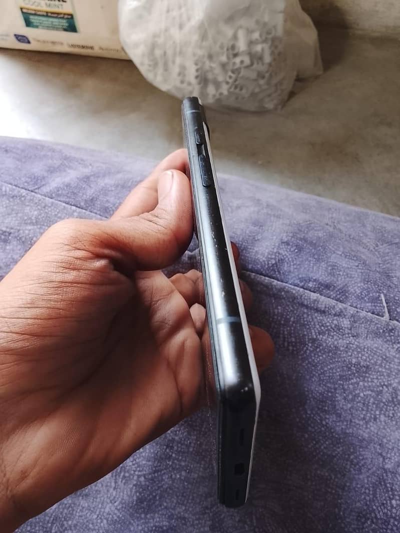 Google pixel 6a 4