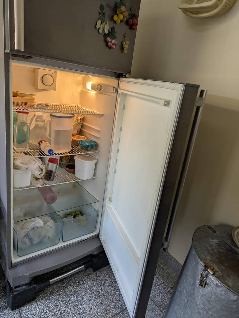 Electrolux refrigertor 3