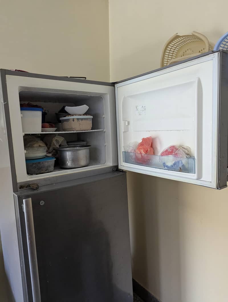 Electrolux refrigertor 4