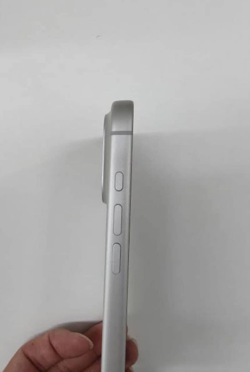 Apple iPhone 17 Pro 3