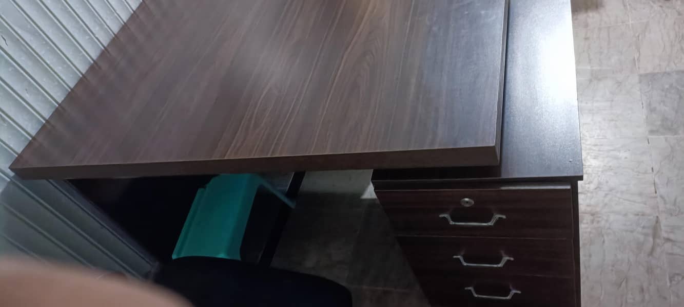 Office Executive Table 2