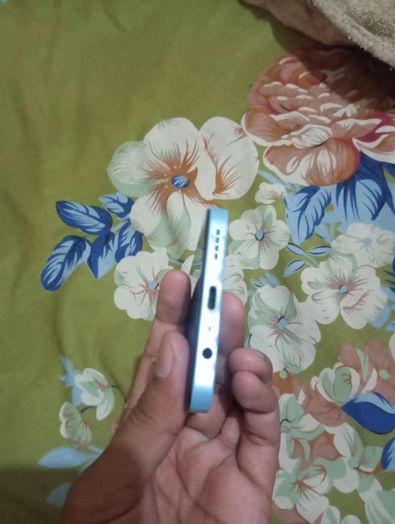 Realme Note 50 4