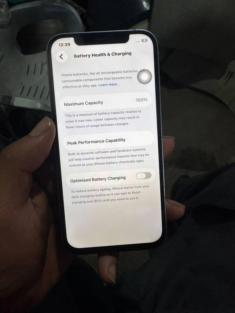 Apple iPhone 12 1
