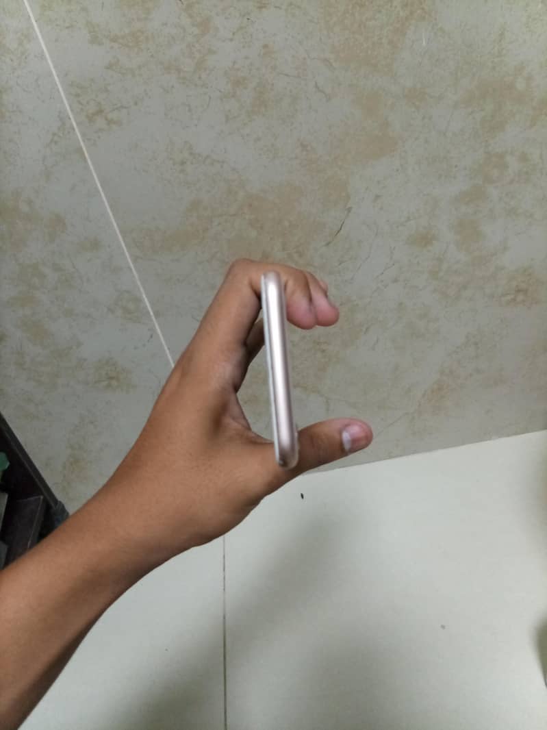 Apple iPhone 8 2