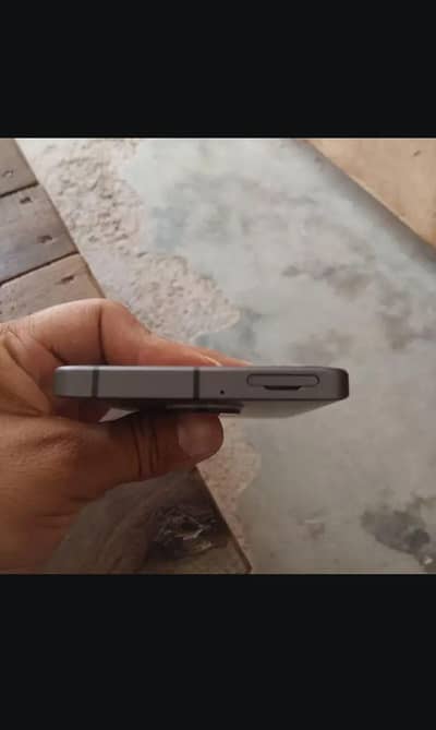 Sharp Aquos Sense7 plus