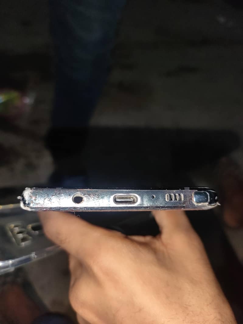 Samsung Mobile Note 9 4