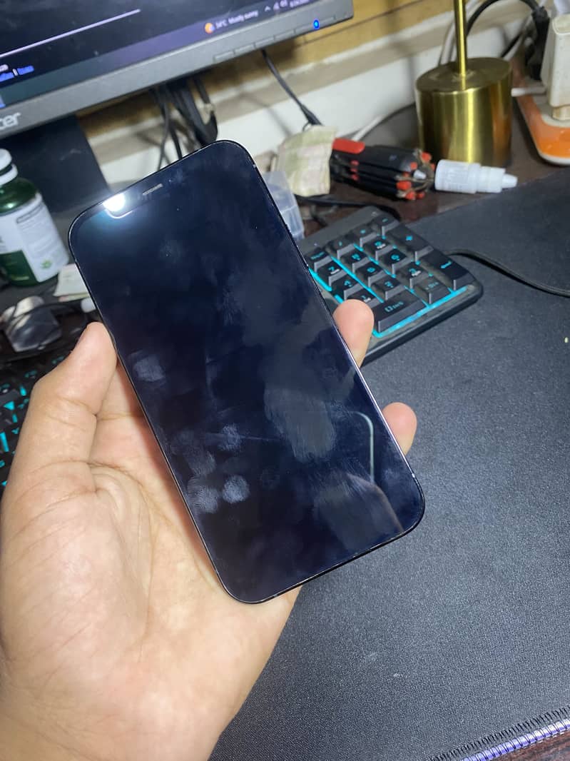 Apple iPhone 12 Pro 1