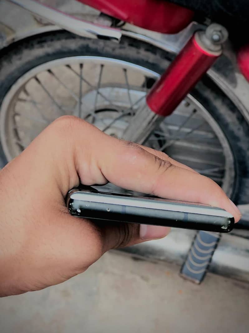 Google Pixel 6a 5