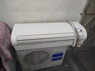 AC bilkul okay no leaking on condition AC hay