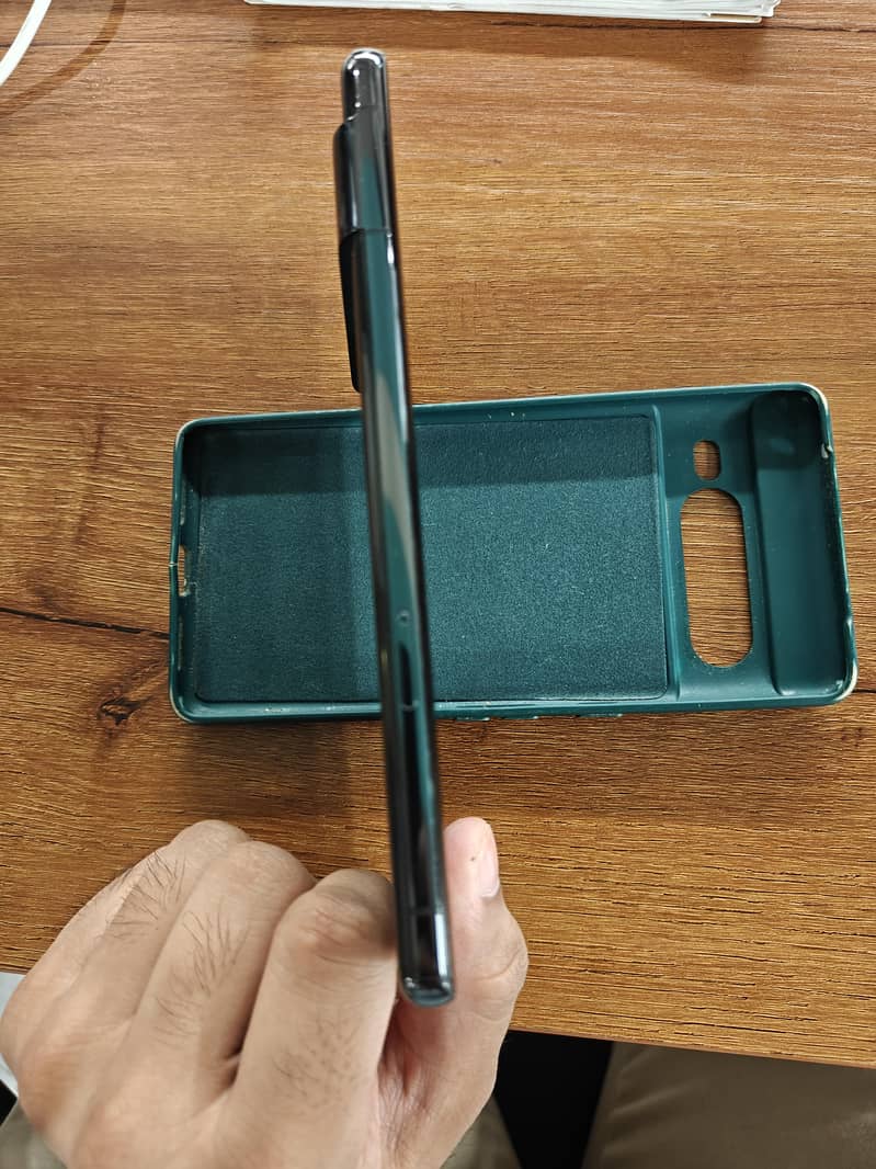 Google Pixel 7 Pro 6