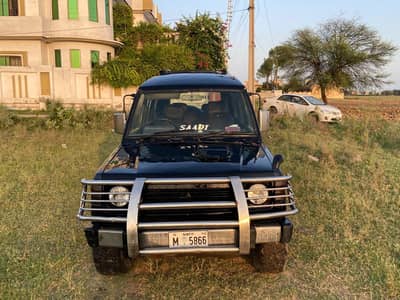Mitsubishi Pajero 1988