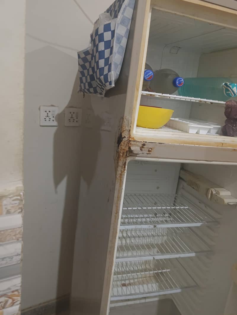 dawlance fridge 3