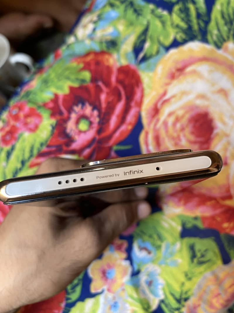 Infinix Zero 30 1