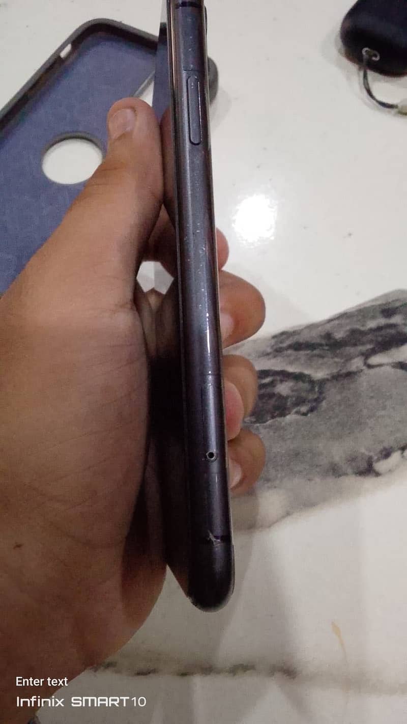 Apple iPhone 11 2