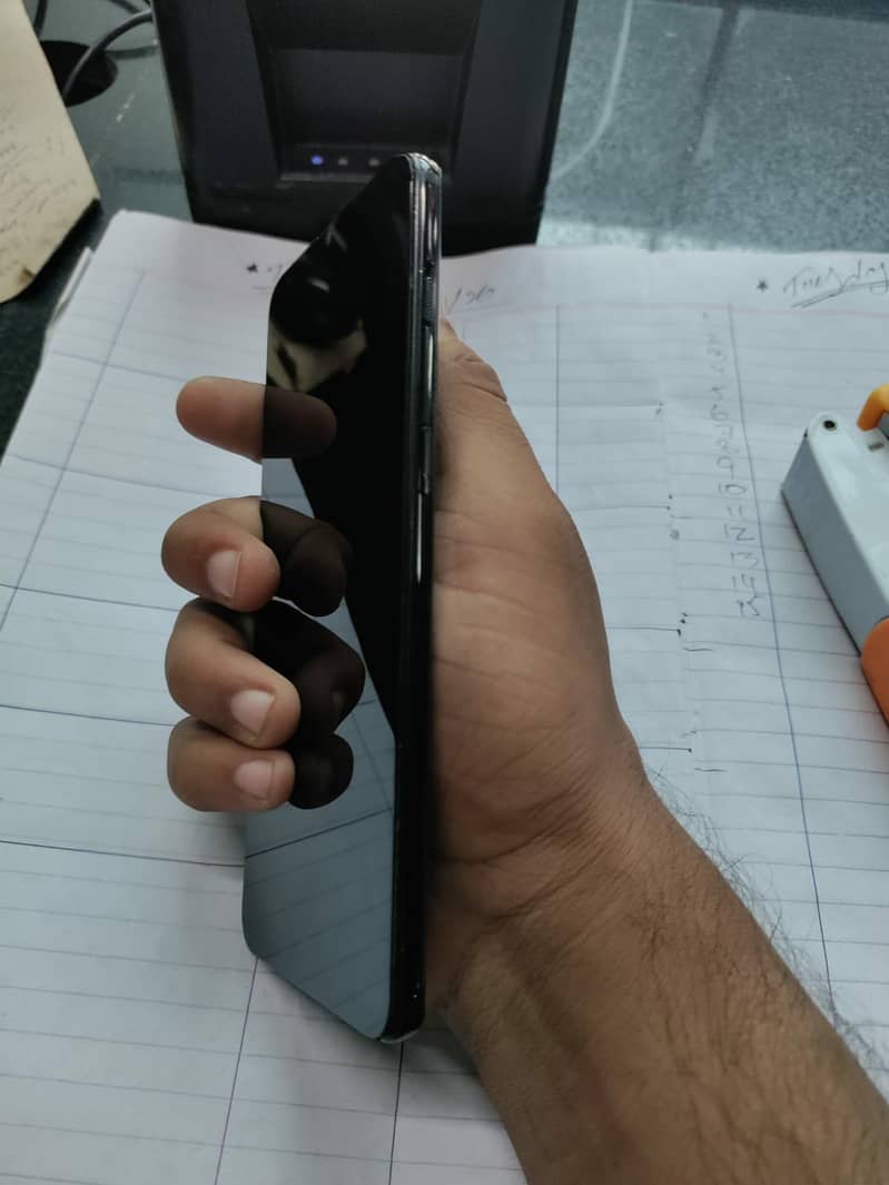 One Plus 6T 3